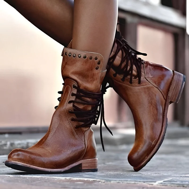 Amélie - Leather Ankle Boots with Laces